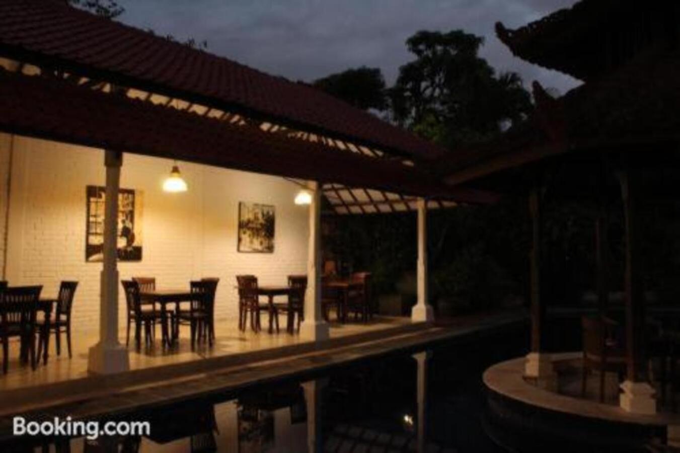 Sarinande Apartemen *